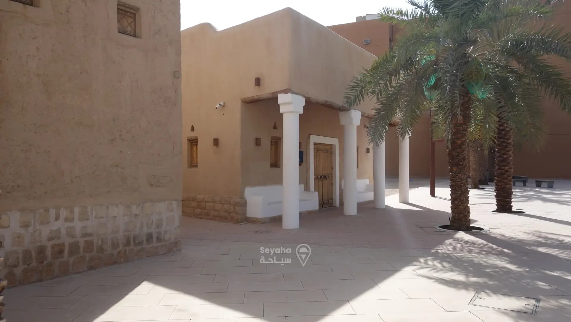 الرسوم للمجموعة - من 5 اشخاص